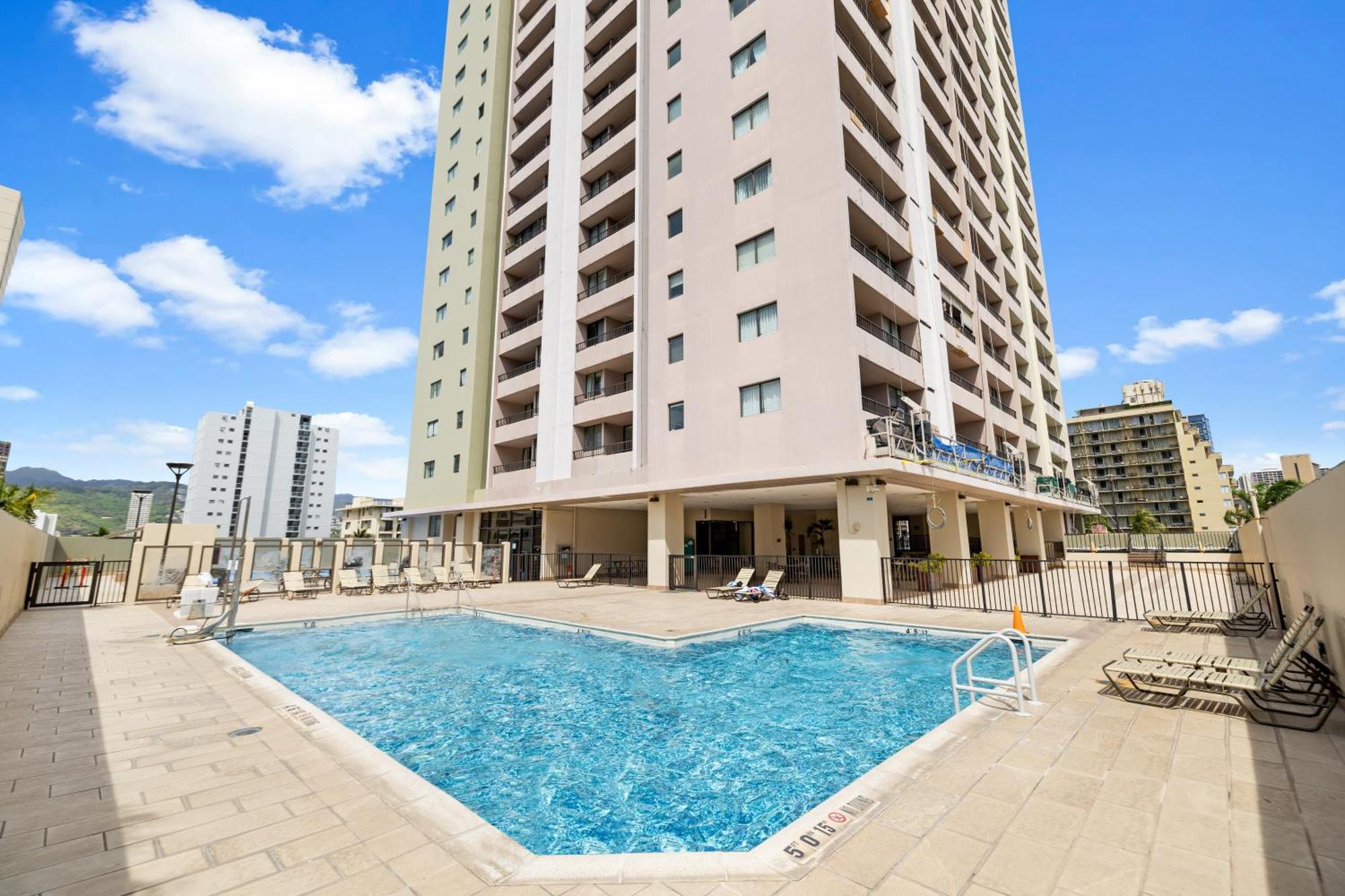 Royal Kuhio 1713 - Spacious Studio With Stunning City Views In The Heart Of Waikiki! Honolulu Exterior photo