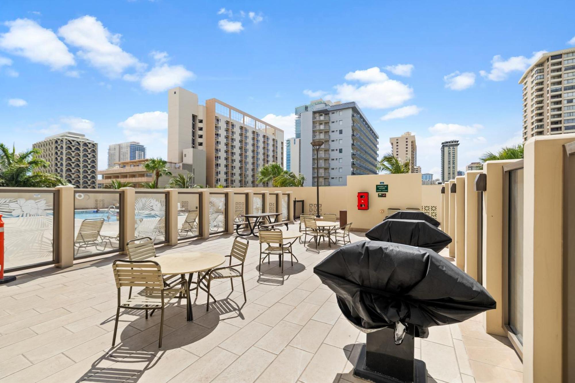 Royal Kuhio 1713 - Spacious Studio With Stunning City Views In The Heart Of Waikiki! Honolulu Exterior photo